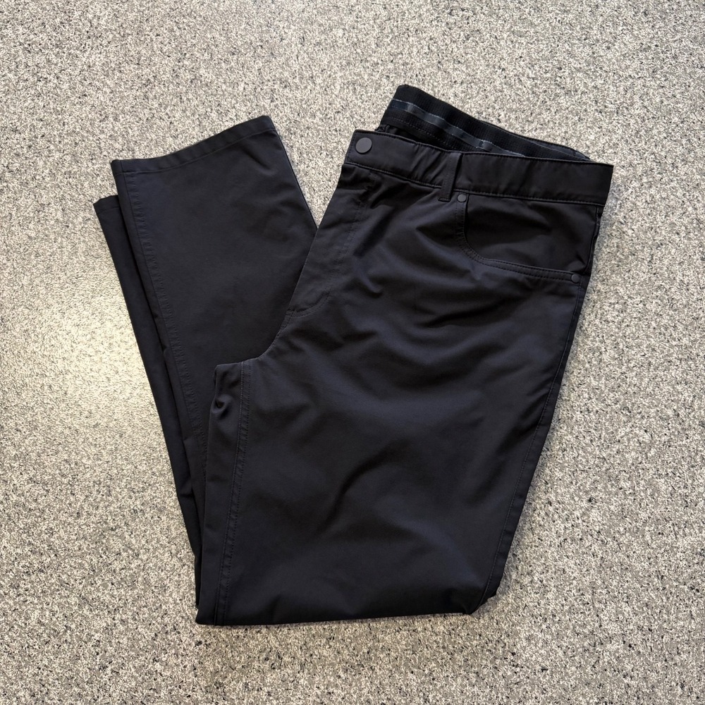 Roundtree & Yorke Performance 5 Pocket Pants Mens 38x30 Black Tapered Chino